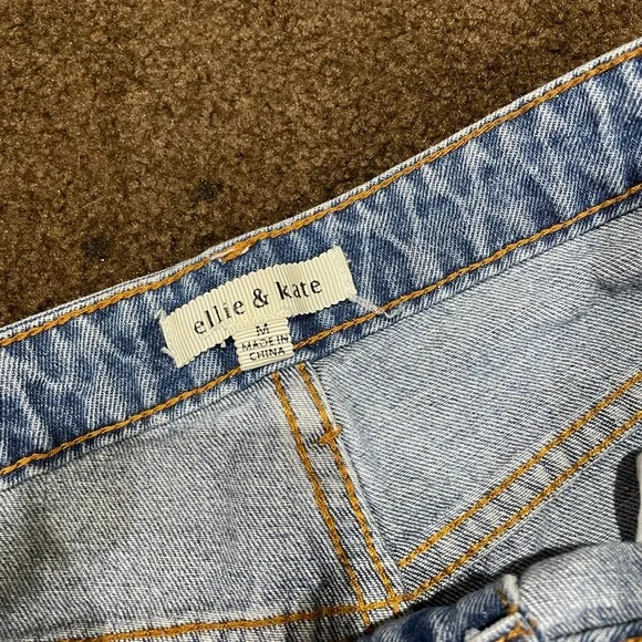 Ellie & Kate Embroided Jeans - Picture 3 of 6